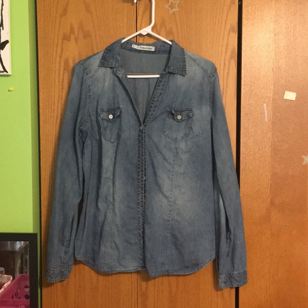 Long sleeve denim shirt